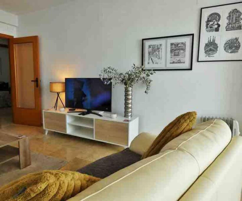 Lovely 2 Bedroom Apartment 2Nd Line To Beach El Albir Exterior foto